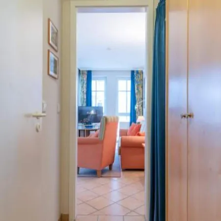Mit Balkon Und Schwimmbadnutzung In Sellin (Rugen)